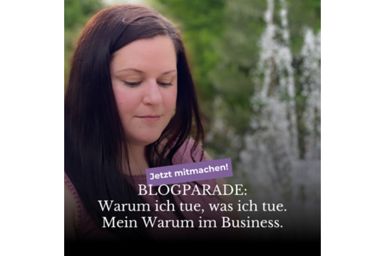 Blogparade: Mein warum im Business. Frau vor Springbrunnen